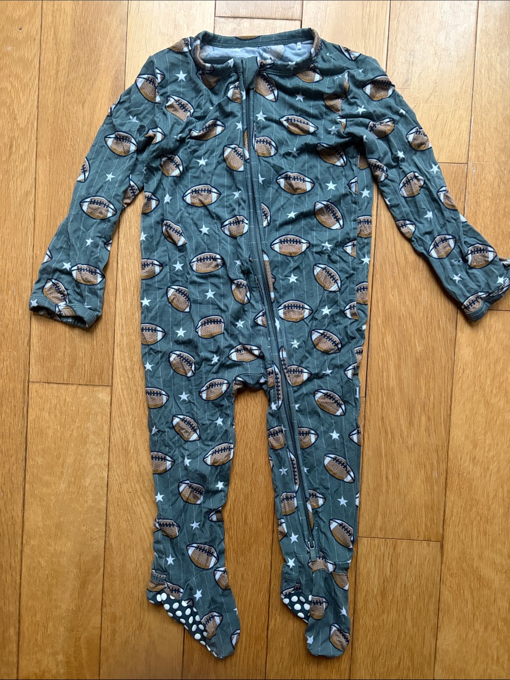 🏈Bums & Roses 2T Footie Bundle - Picture 4 of 6